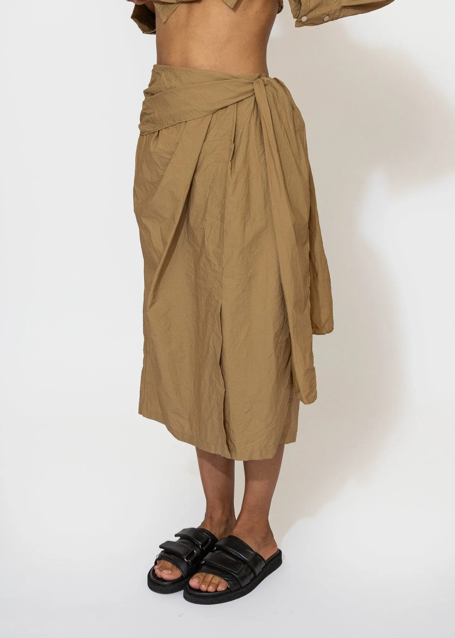 Crinkled Tied Skirt in Tan