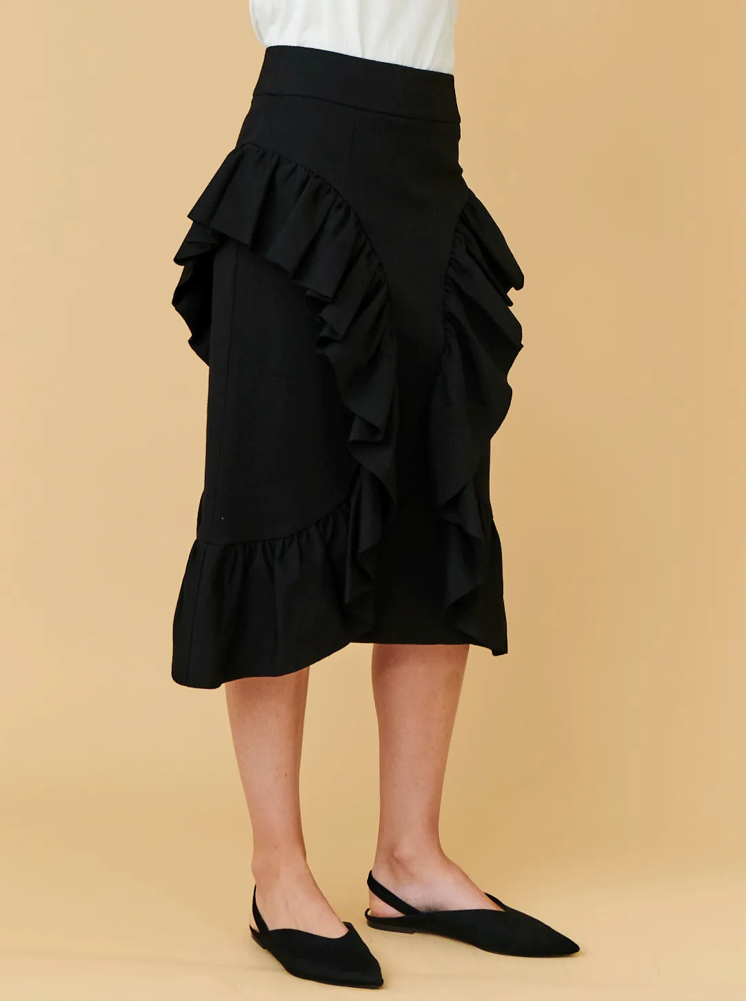 C- RUFFLE SKIRT, BLACK