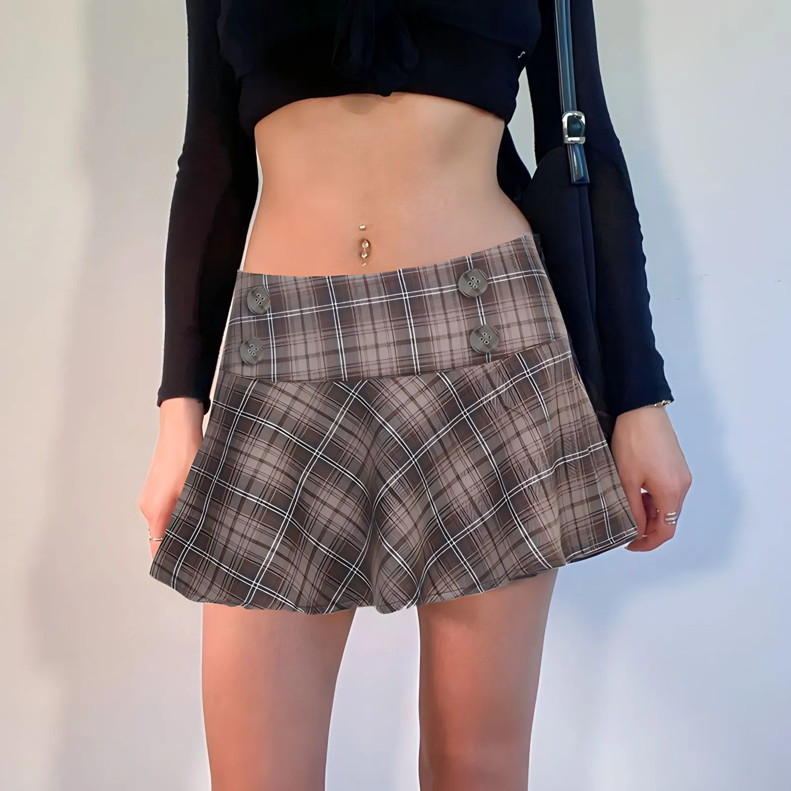 Classic Grey Tartan Pleated Skirt for Women - Stylish and Versatile Fashion Piece