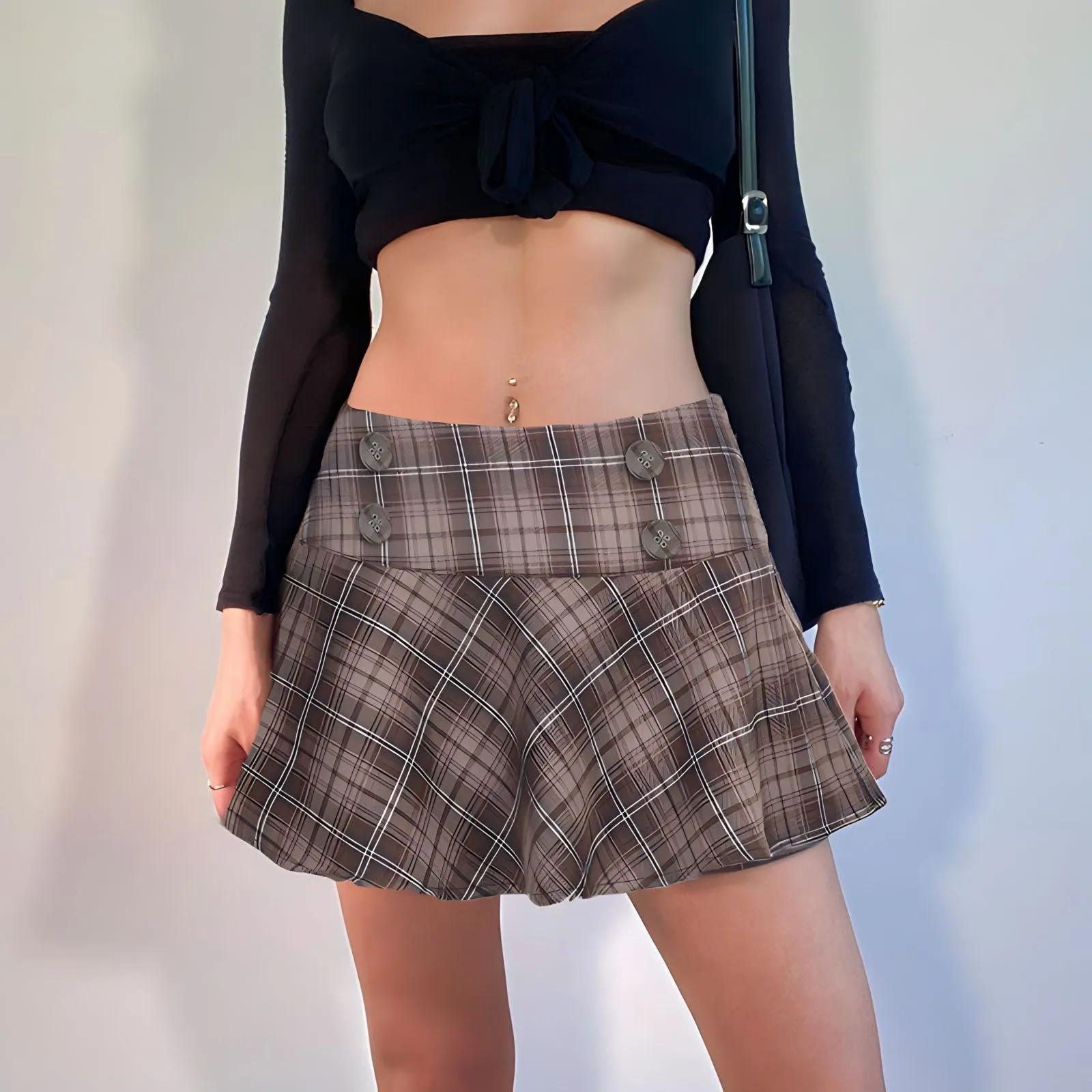 Classic Grey Tartan Pleated Skirt for Women - Stylish and Versatile Fashion Piece