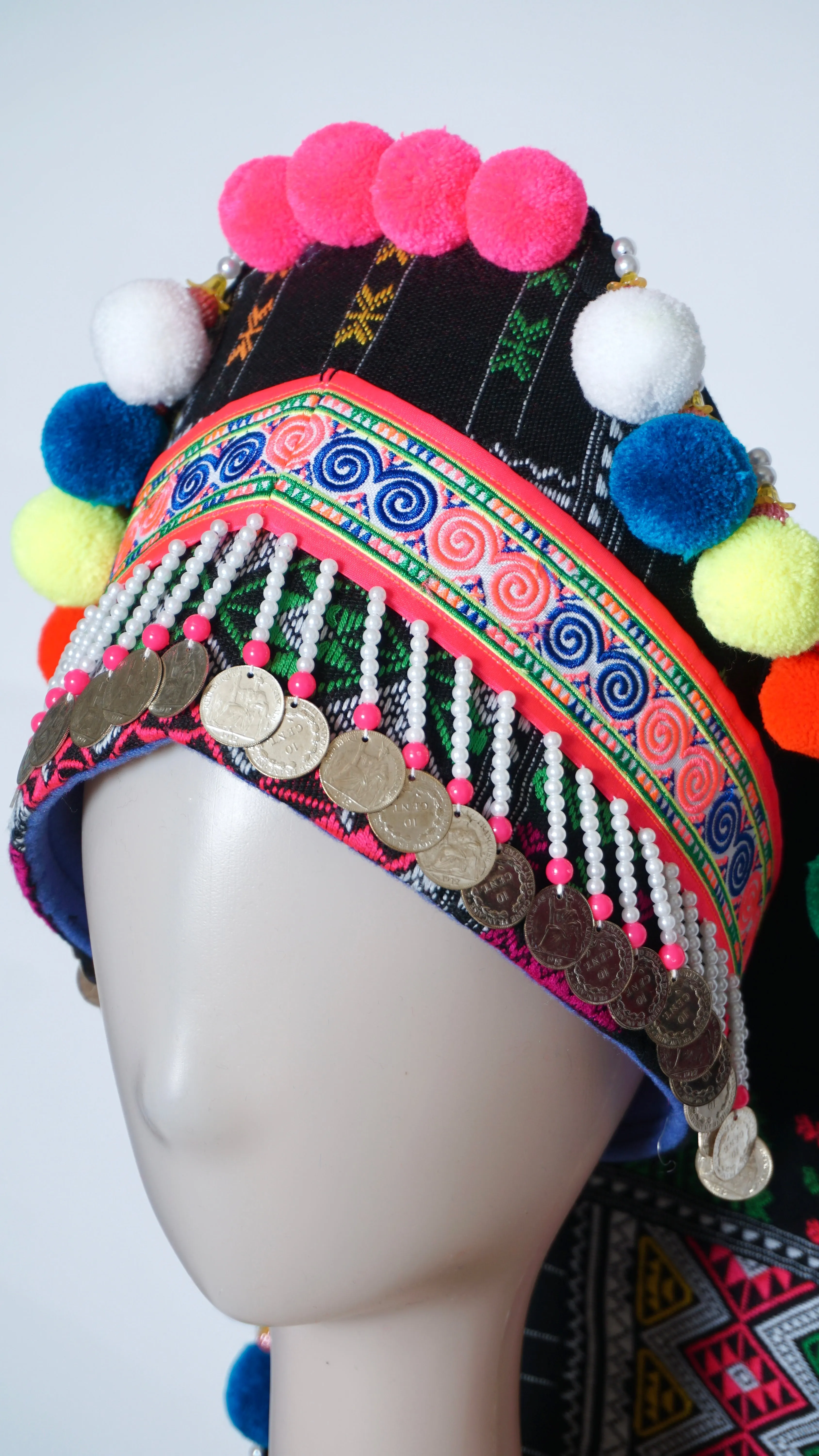 Hmong Txaij Hat (22")