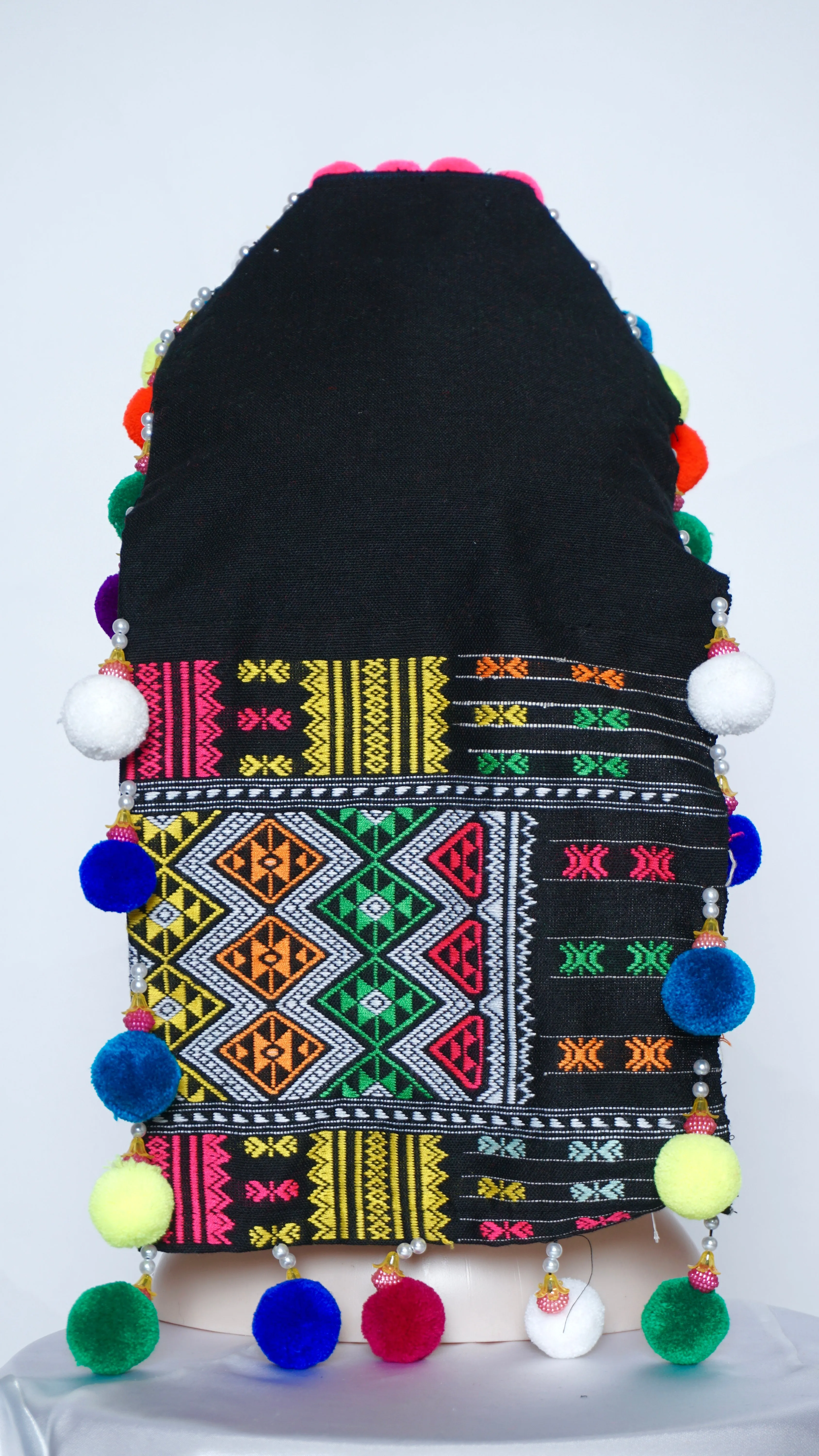 Hmong Txaij Hat (22")