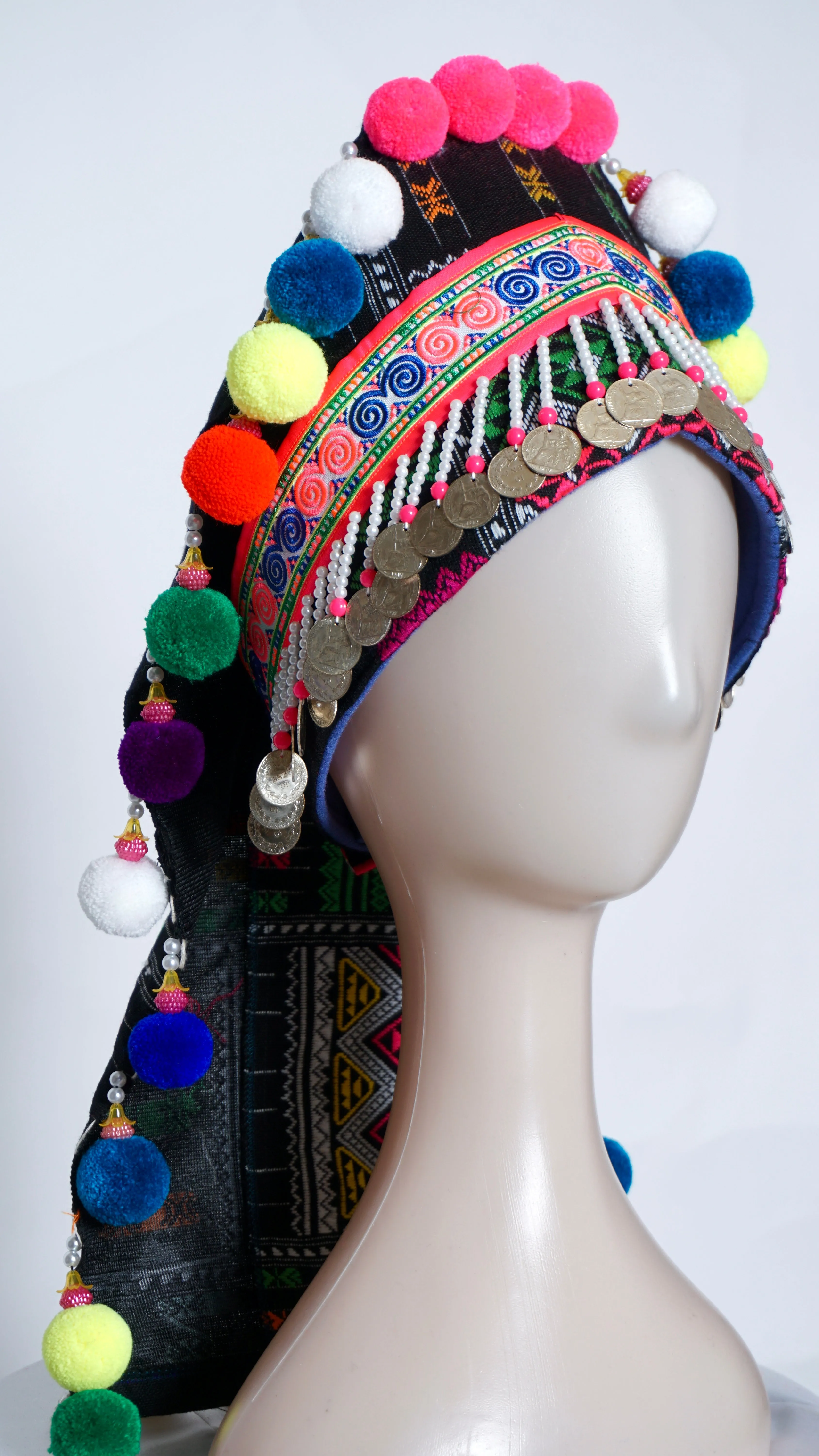 Hmong Txaij Hat (22")