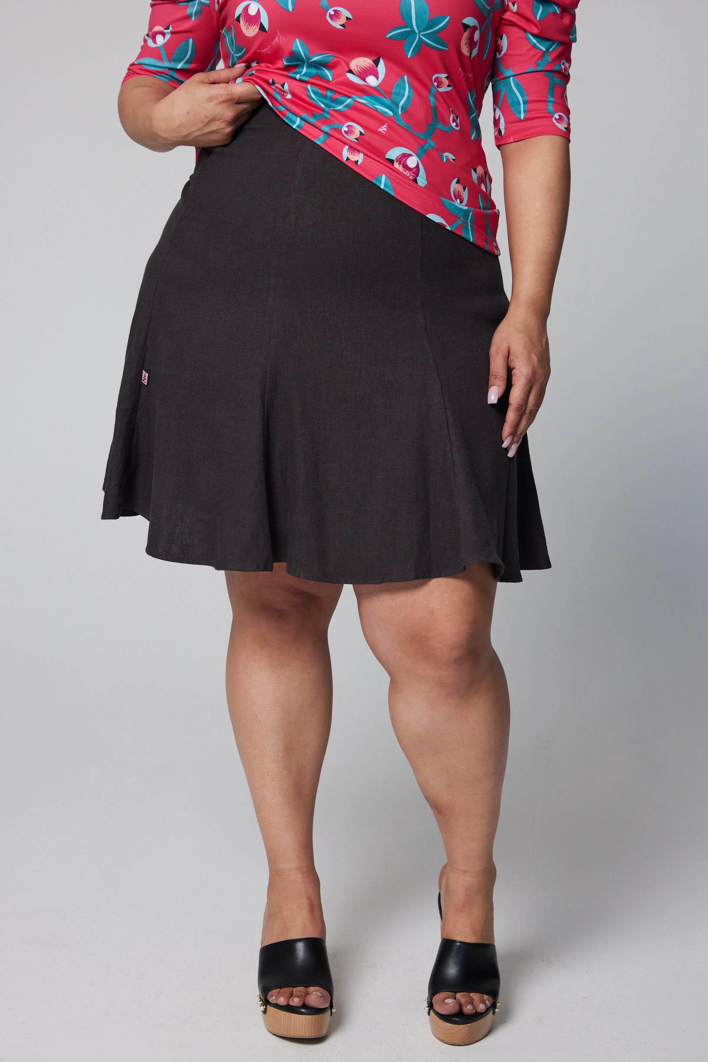 Linen Dancing Skirt - Charcoal