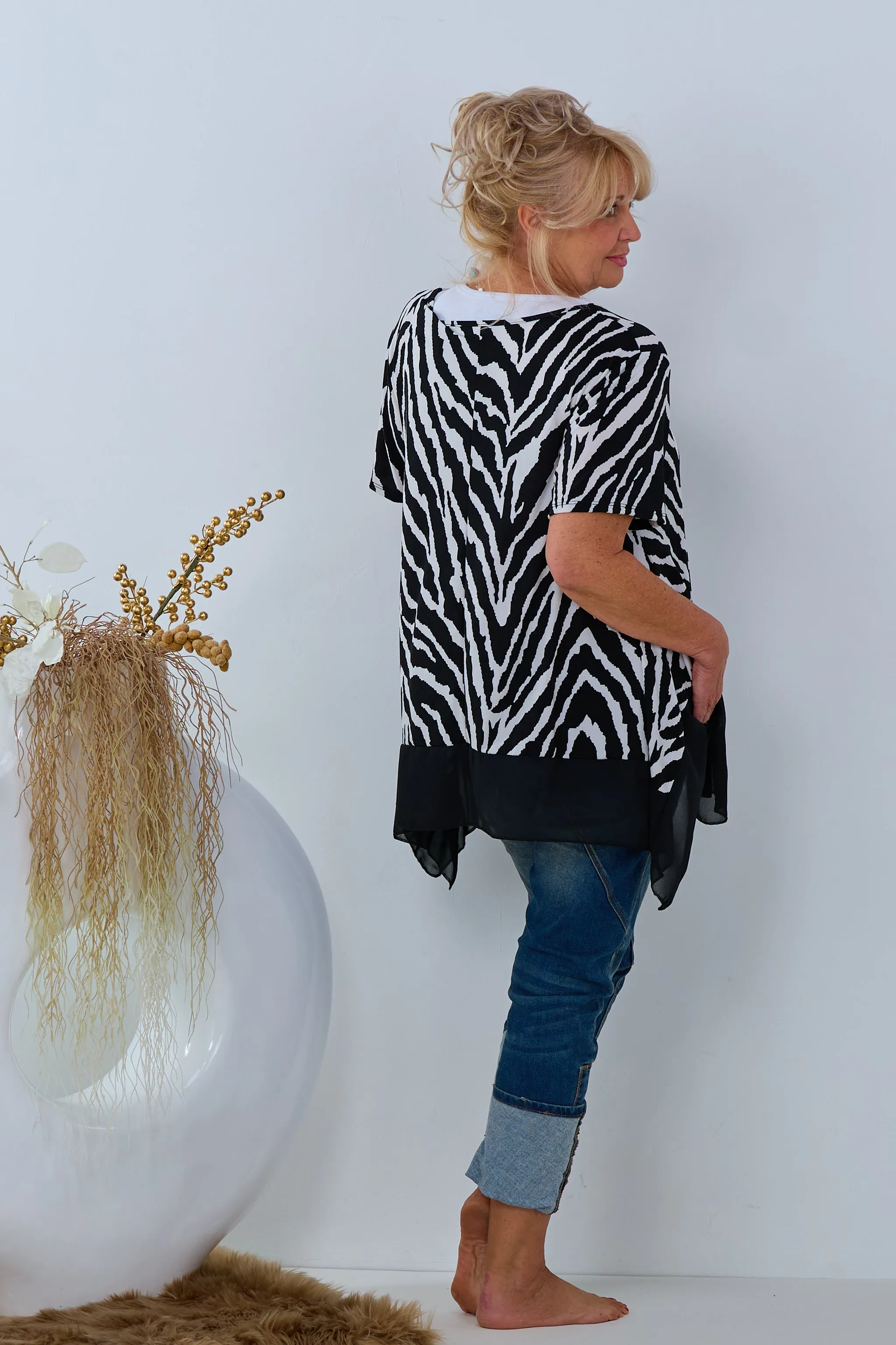 oversized Shirt mit Zebra-Muster und Bluseneinsatz, schwarz-weiß