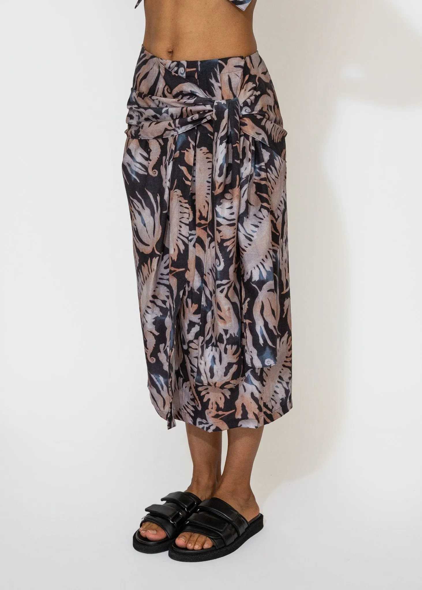 Printed Tied Skirt in Print